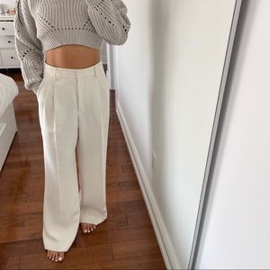 Effortless Aritzia Wilfred Pant Birch size 6